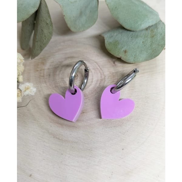 Pendientes Corazón para niñas de metacrilato efecto espejo y marmoleado, a corte laser, estilo moderno y colorido.