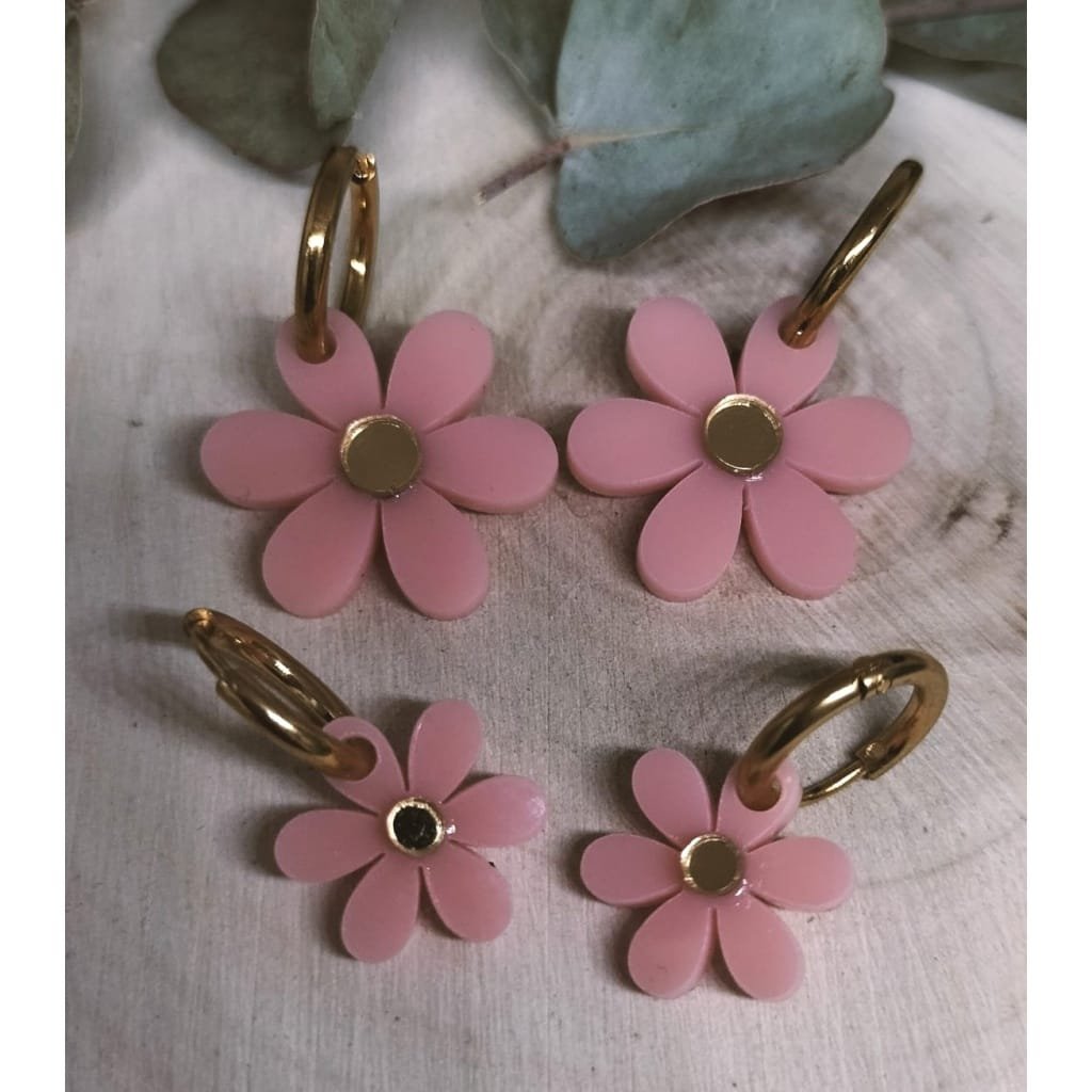 Pendientes Metacrilato Margaritas Colores – ¡La alegría de la primavera en tus orejas!
