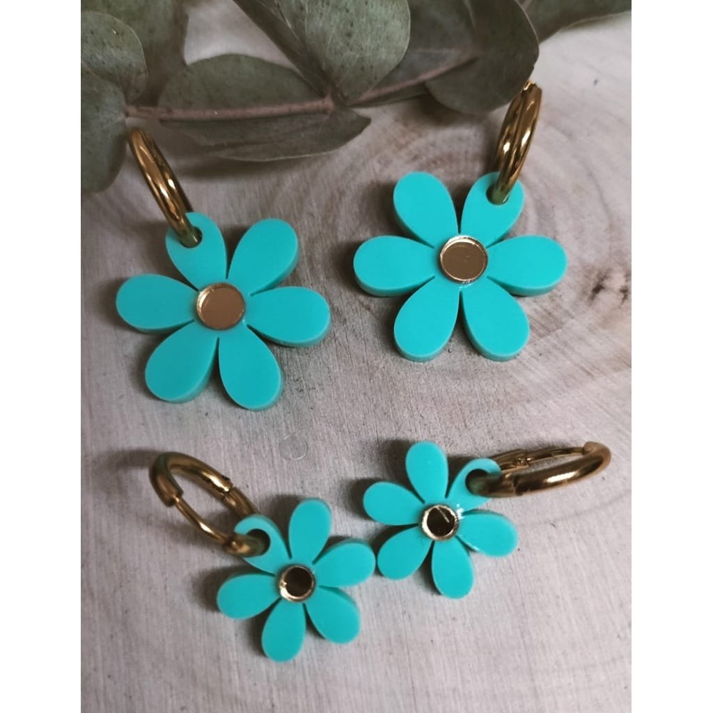 Pendientes Metacrilato Margaritas Colores – ¡La alegría de la primavera en tus orejas!