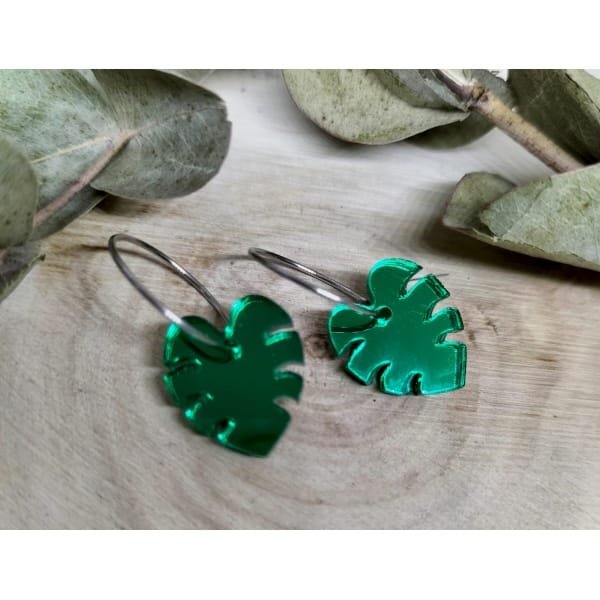 Pendientes Mini de Hoja Monstera realizado en metacrilato efecto espejo de alta calidad