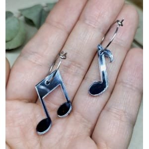 Pendientes Notas Musicales: Un Toque de Ritmo en tus Oídos