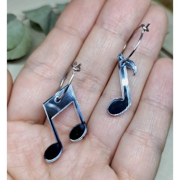 Pendientes Notas Musicales: Un Toque de Ritmo en tus Oídos